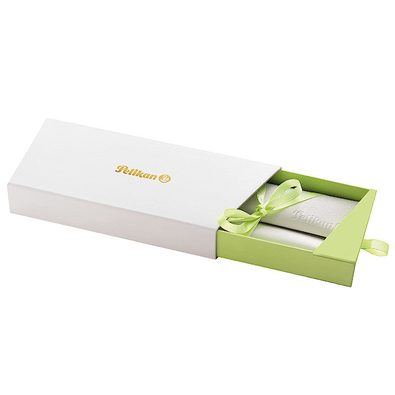 Pelikan Classic M200 Pastel Green - Limited Edition 2020