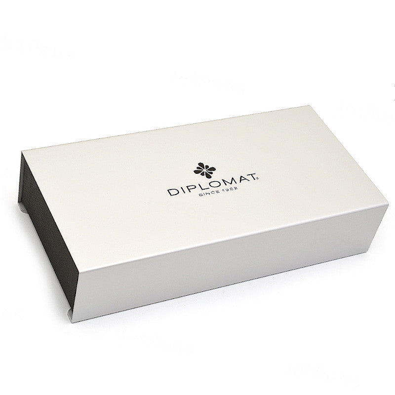 DIPLOMAT AERO Lacquer Marrakesh