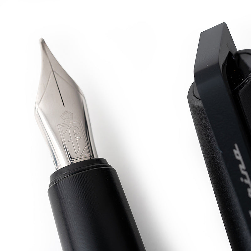 Pininfarina PF Go Black