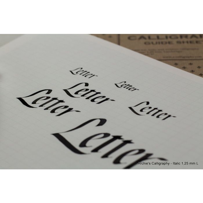 Archie's Calligraphy 1,25 mm Italic – A4 Paper Pad (Landscape)
